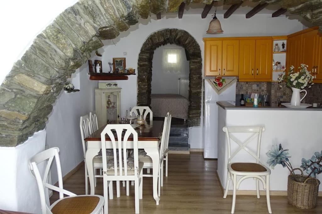 το σπίτι του παππού Stení